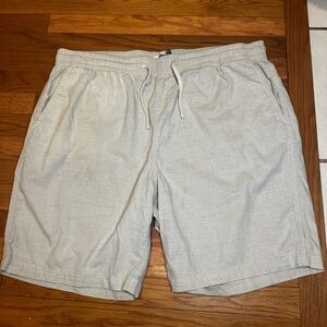Old Navy Men’s Drawstring Shorts XL Gray‎ White Striped Elastic Waistband